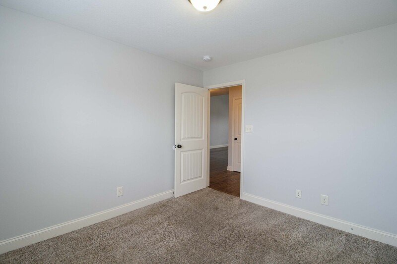 *** Great Central Clarksville Location! *** property image