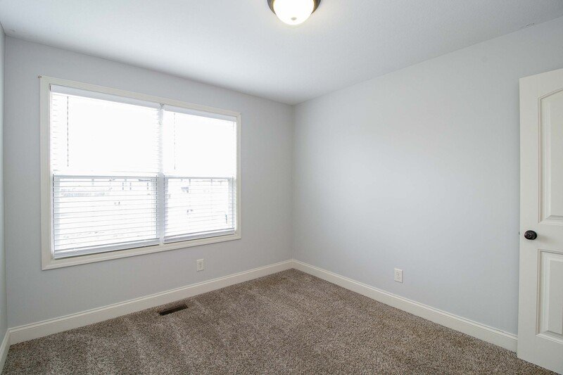 *** Great Central Clarksville Location! *** property image