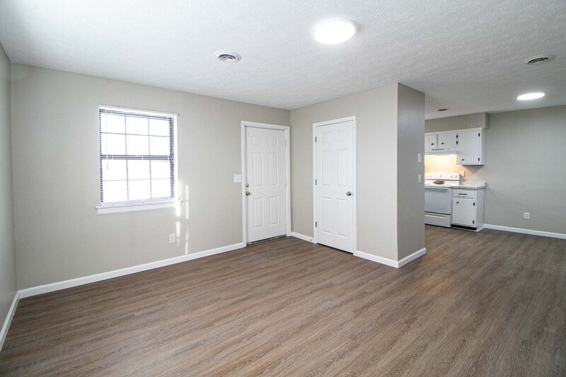 *** $500 DEPOSIT MOVE IN SPECIAL & 2 WKS FREE w/ 13 MO. LEASE *** property image