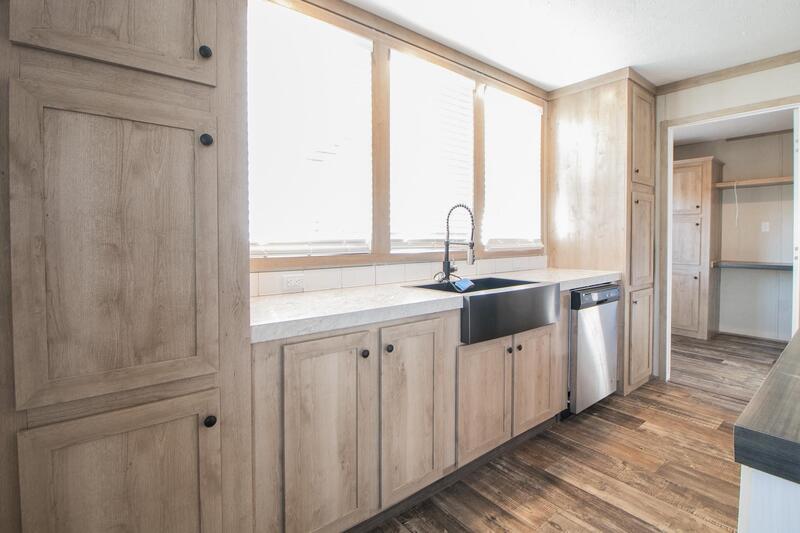 *** Located on a large lot close to post! *** property image