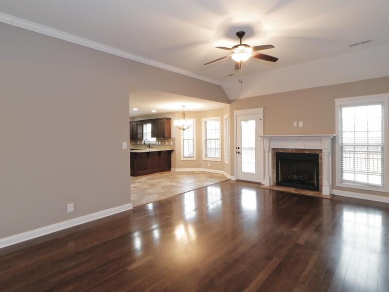 *** NO PETS PLEASE *** property image