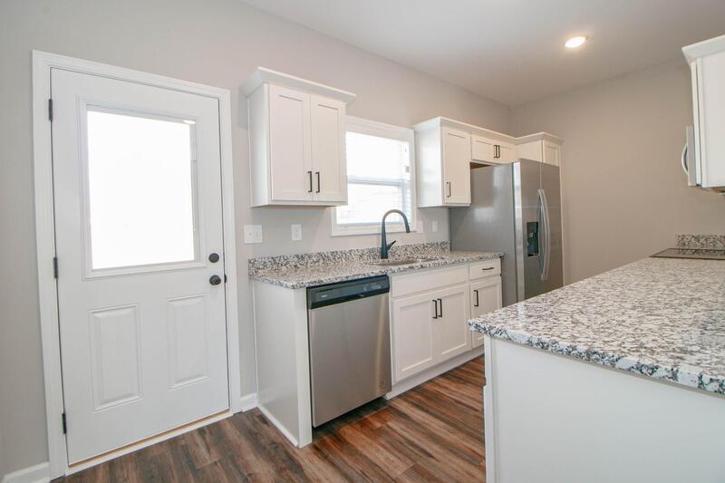 *** $500 DEPOSIT MOVE IN SPECIAL *** property image