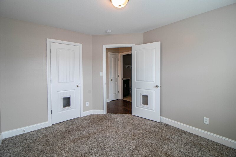 *** Quiet Country Style Subdivision minutes to the Main Gates of Post! *** property image