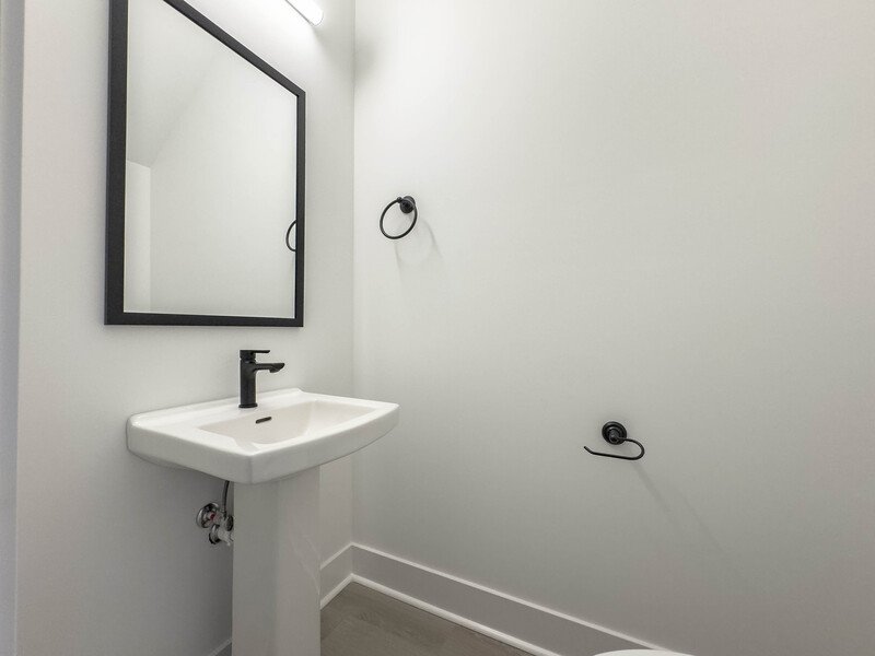 6 Dutch Dr. property image