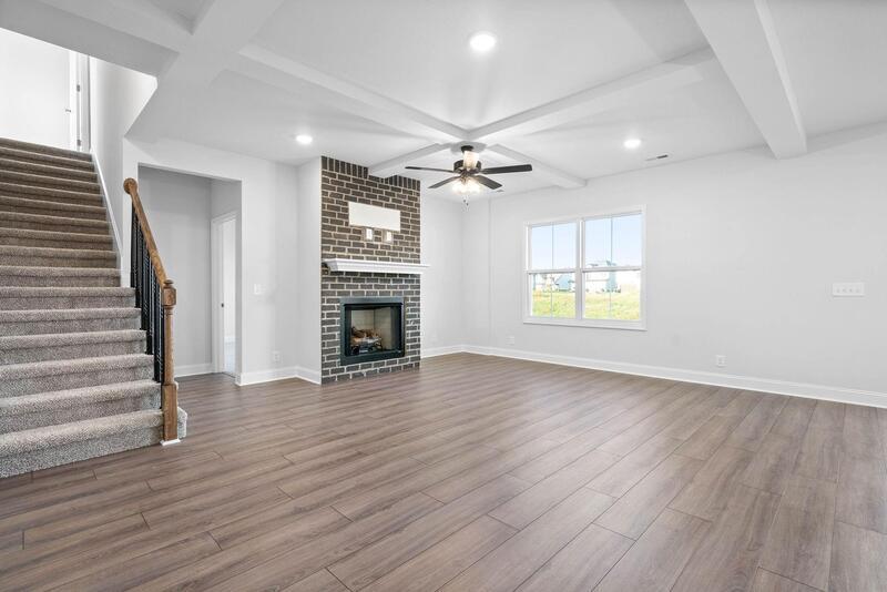 *** 1/2 DEPOSIT MOVE IN SPECIAL *** property image