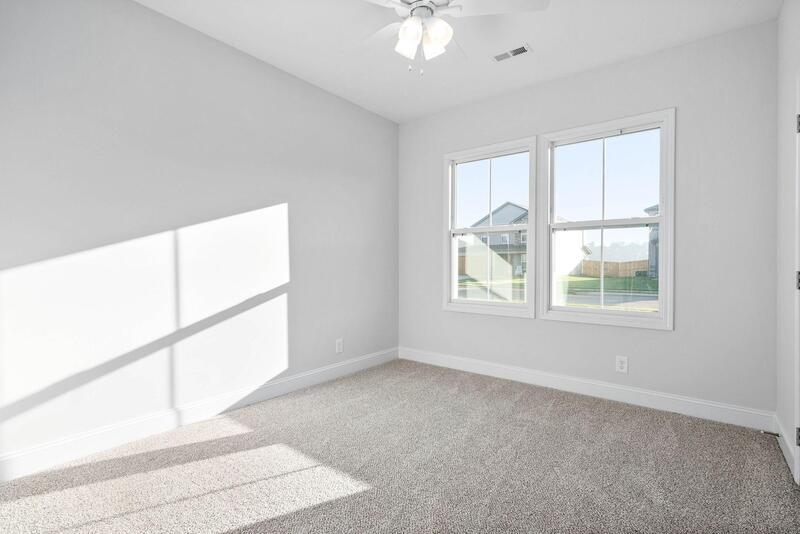 *** 1/2 DEPOSIT MOVE IN SPECIAL *** property image