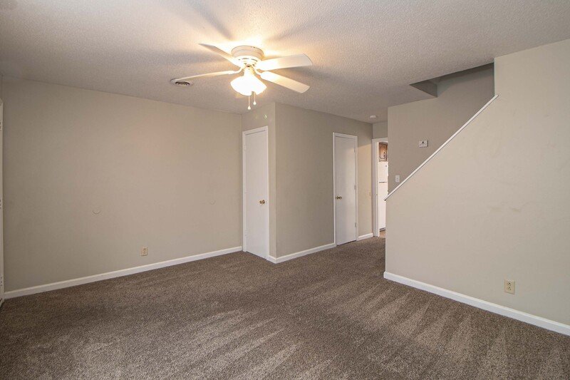 *** $500 DEPOSIT MOVE IN SPECIAL & 2 WKS FREE w/ 13 MO. LEASE *** property image
