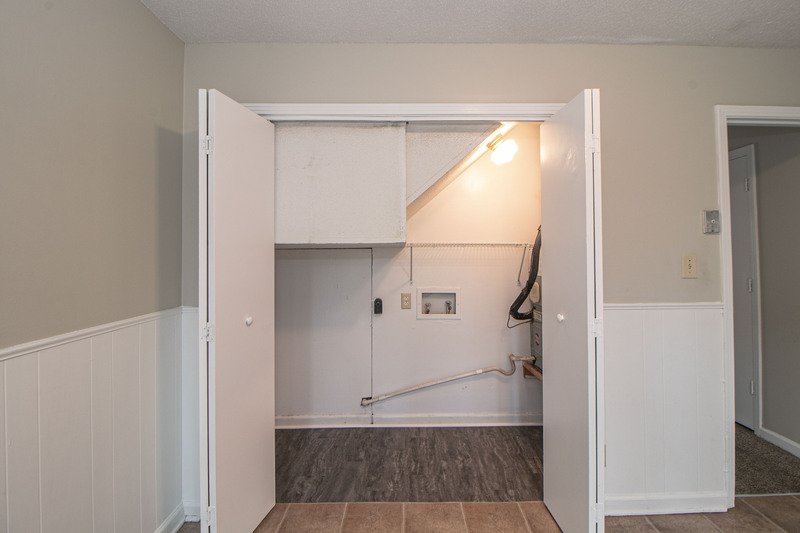 *** $500 DEPOSIT MOVE IN SPECIAL & 2 WKS FREE w/ 13 MO. LEASE *** property image