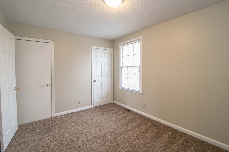 *** $500 DEPOSIT MOVE IN SPECIAL & 2 WKS FREE w/ 13 MO. LEASE *** property image
