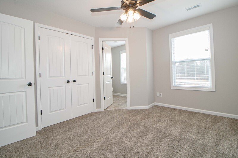*** $500 DEPOSIT MOVE IN SPECIAL *** property image
