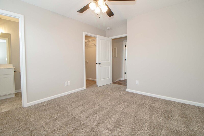 *** $500 DEPOSIT MOVE IN SPECIAL *** property image