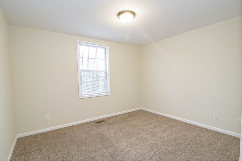 PET FRIENDLY- Standard Breed Restrictions Apply property image