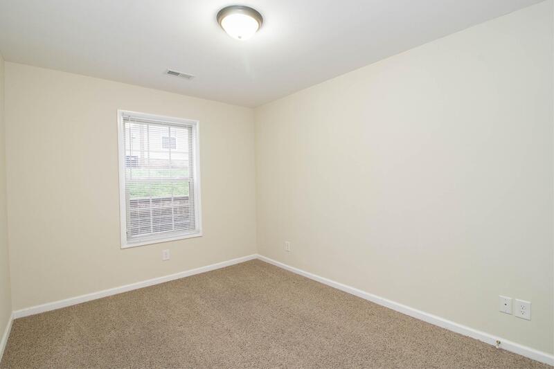 PET FRIENDLY- Standard Breed Restrictions Apply property image