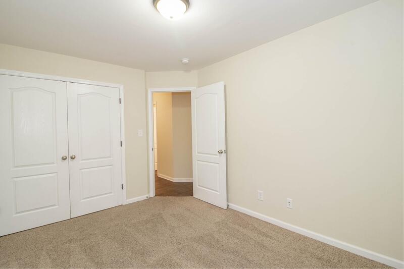 PET FRIENDLY- Standard Breed Restrictions Apply property image