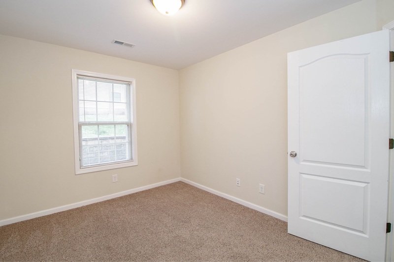 PET FRIENDLY- Standard Breed Restrictions Apply property image