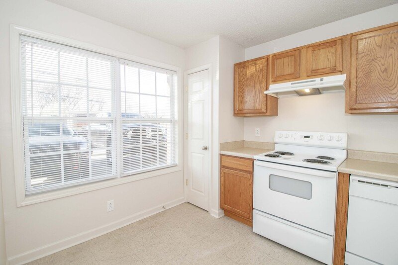 *** Located minutes to Wilma Rudolph & 101st Intersection! *** property image