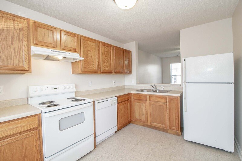 *** Located minutes to Wilma Rudolph & 101st Intersection! *** property image