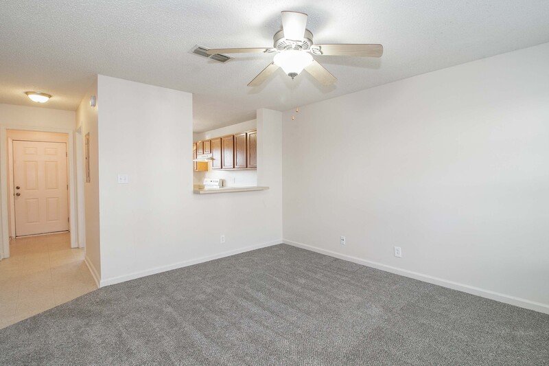 *** Located minutes to Wilma Rudolph & 101st Intersection! *** property image