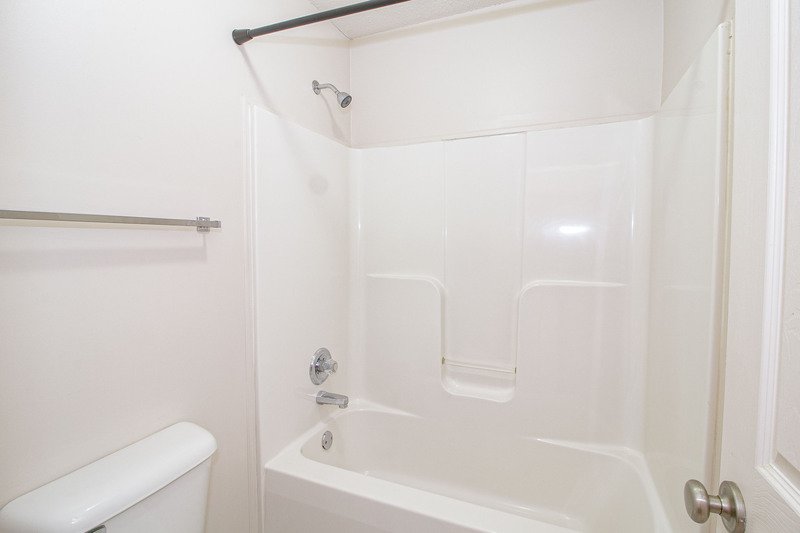 *** Located minutes to Wilma Rudolph & 101st Intersection! *** property image