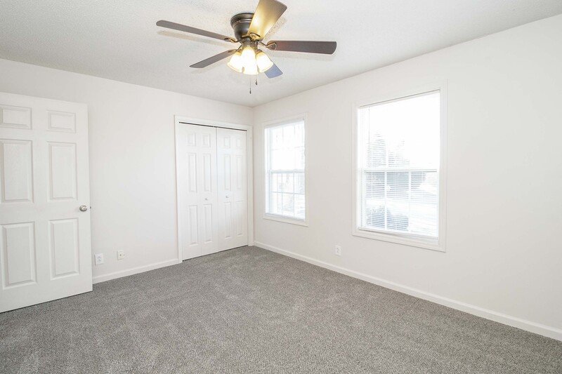 *** Located minutes to Wilma Rudolph & 101st Intersection! *** property image