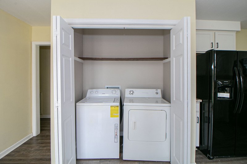 *** NO PETS PLEASE *** property image