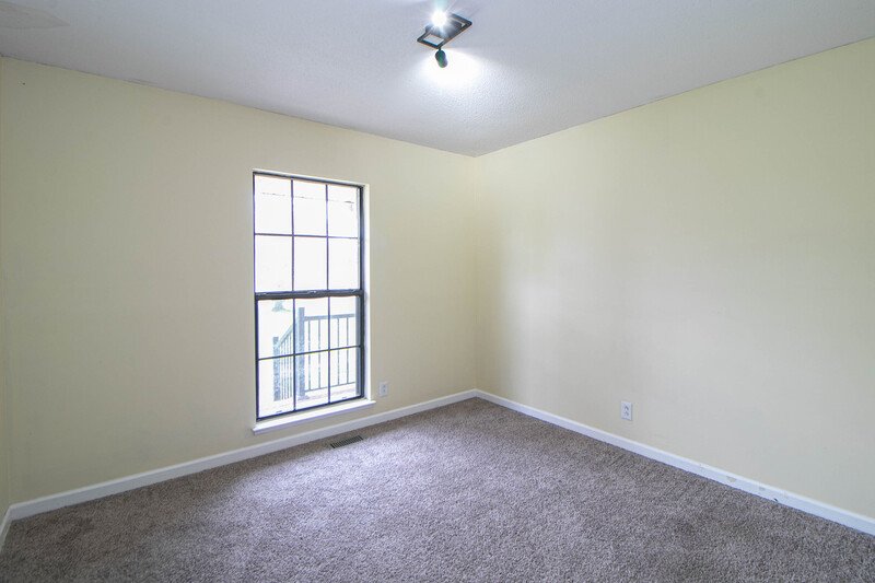 *** NO PETS PLEASE *** property image