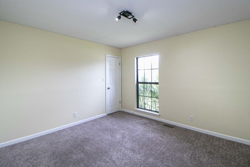 *** NO PETS PLEASE *** property image