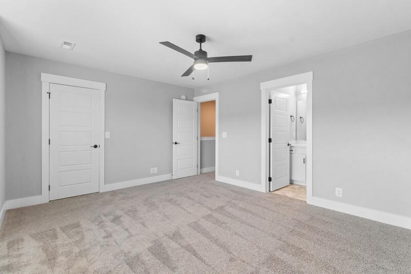 *** 1/2 DEPOSIT MOVE IN SPECIAL *** property image