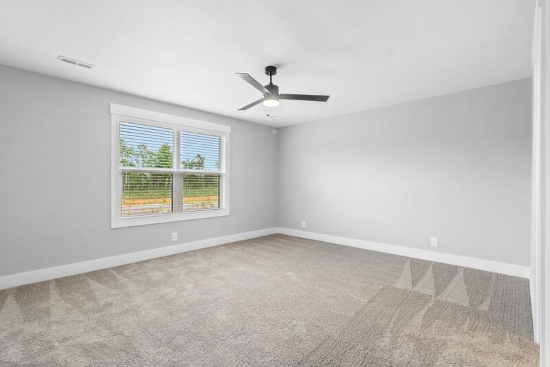 *** 1/2 DEPOSIT MOVE IN SPECIAL *** property image