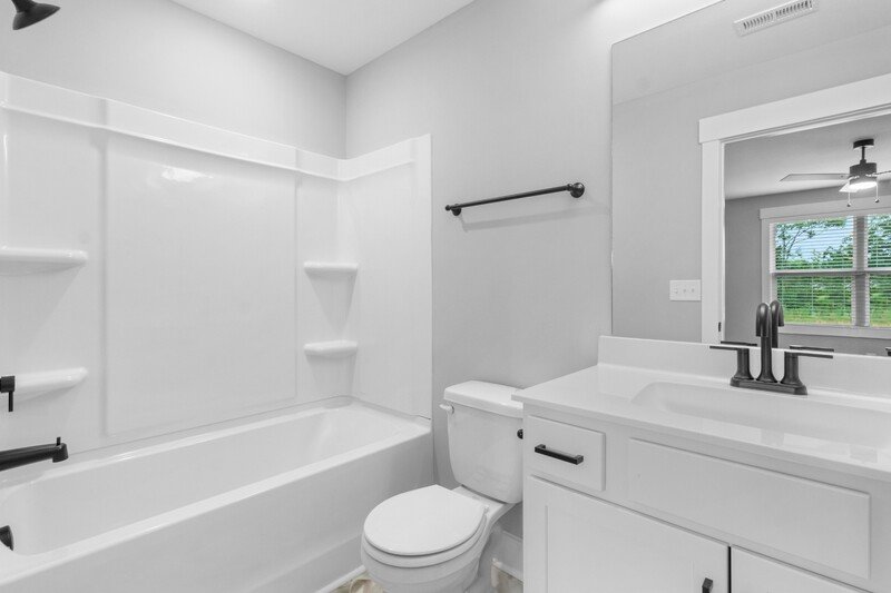 *** 1/2 DEPOSIT MOVE IN SPECIAL *** property image