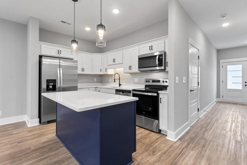 *** 1/2 DEPOSIT MOVE IN SPECIAL *** property image