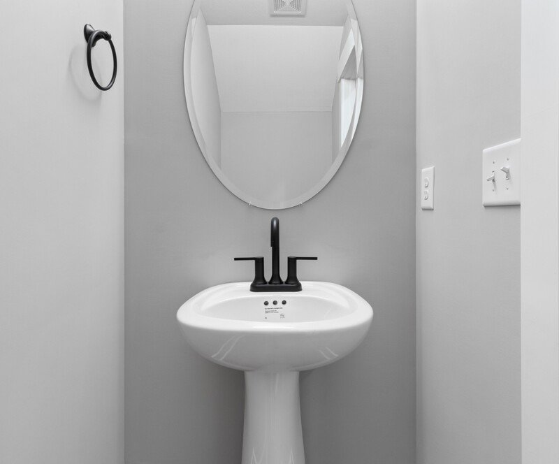 *** 1/2 DEPOSIT MOVE IN SPECIAL *** property image