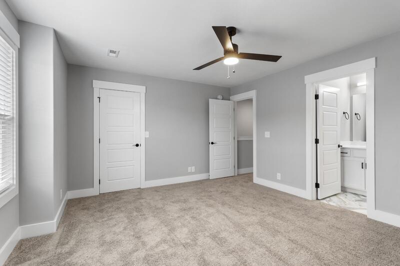 *** 1/2 DEPOSIT MOVE IN SPECIAL *** property image