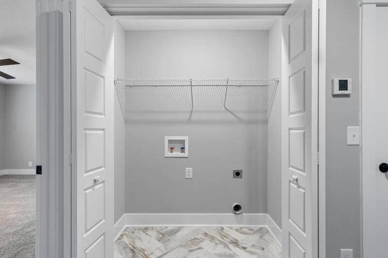 *** 1/2 DEPOSIT MOVE IN SPECIAL *** property image