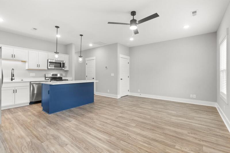 *** 1/2 DEPOSIT MOVE IN SPECIAL *** property image