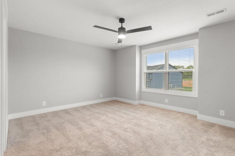 *** 1/2 DEPOSIT MOVE IN SPECIAL *** property image