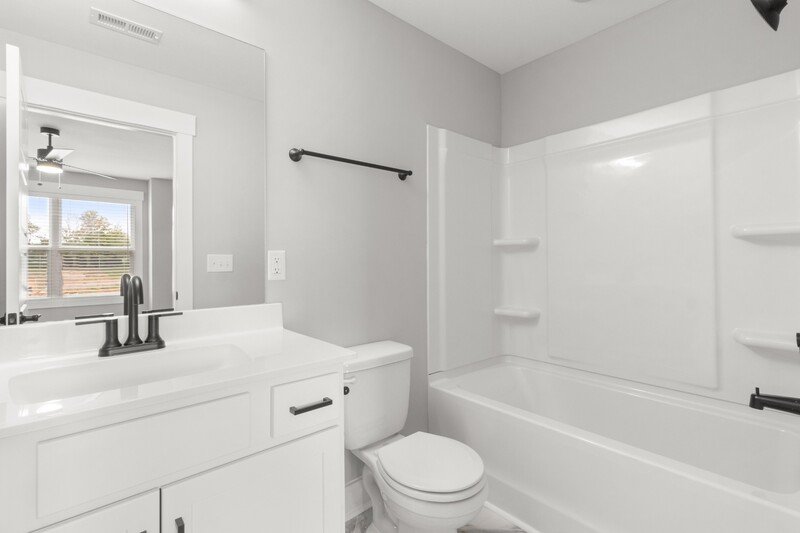 *** 1/2 DEPOSIT MOVE IN SPECIAL *** property image