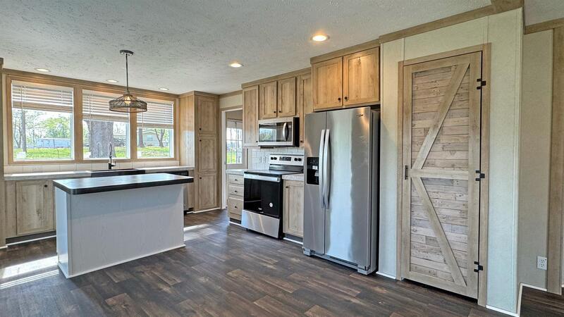 *** Located on a large lot close to post! *** property image