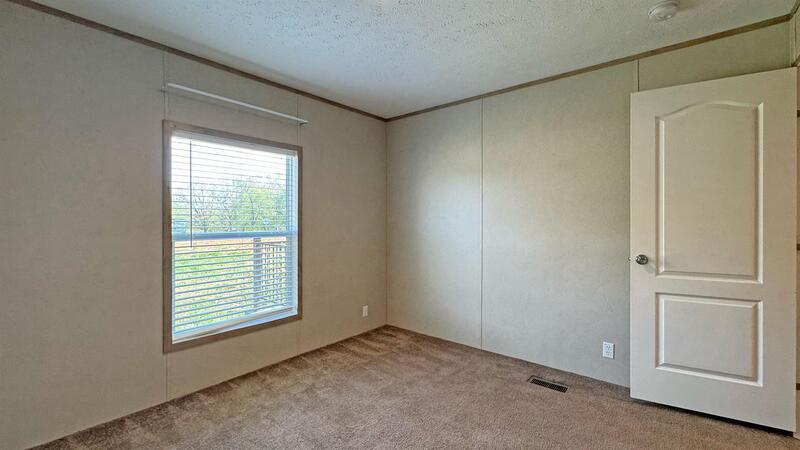 *** Located on a large lot close to post! *** property image