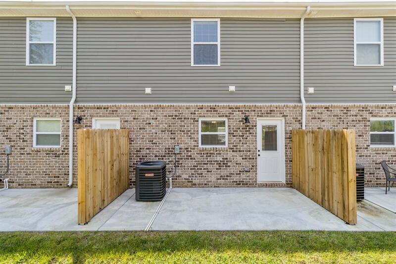 *** $500 DEPOSIT MOVE IN SPECIAL *** property image