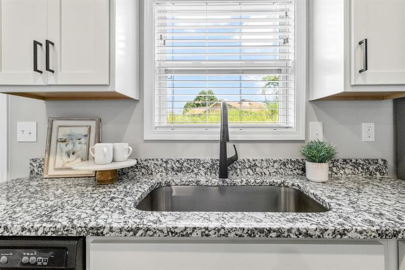 *** $500 DEPOSIT MOVE IN SPECIAL *** property image