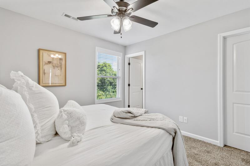 *** $500 DEPOSIT MOVE IN SPECIAL *** property image