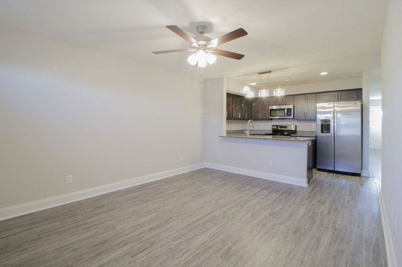 *** 1/2 DEPOSIT MOVE IN SPECIAL *** property image