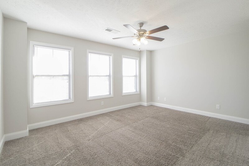 *** 1/2 DEPOSIT MOVE IN SPECIAL *** property image