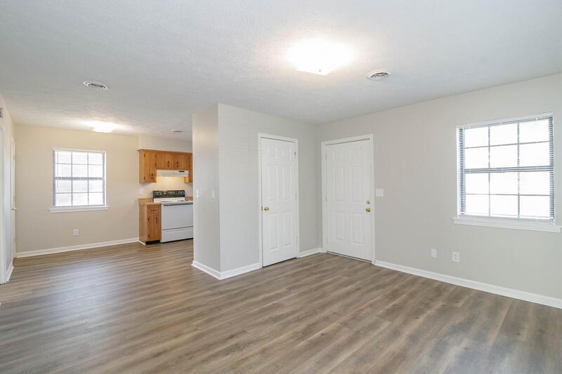 404 -18 Thompsonville Lane property image