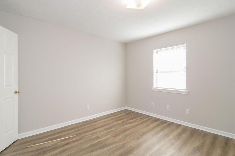 404 -18 Thompsonville Lane property image