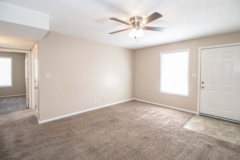 *** 1/2 DEPOSIT MOVE IN SPECIAL *** property image