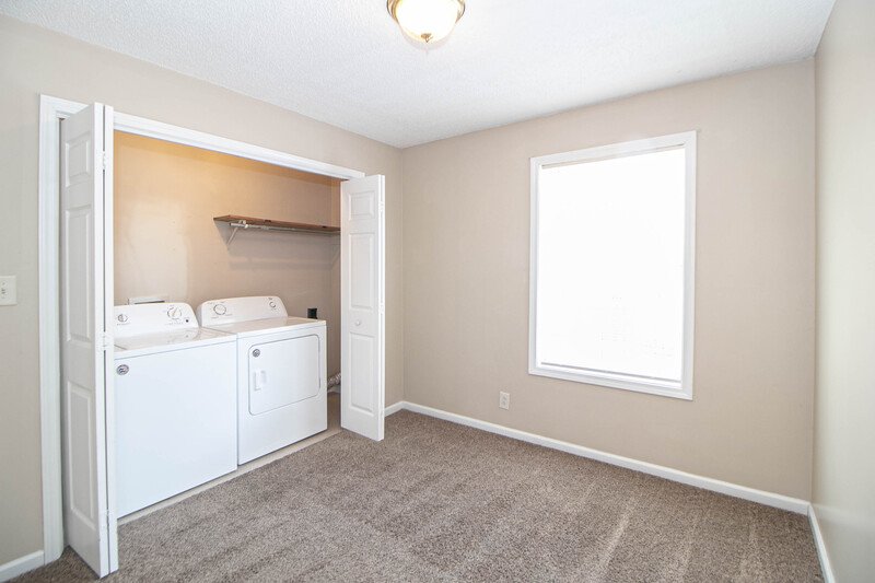 *** 1/2 DEPOSIT MOVE IN SPECIAL *** property image