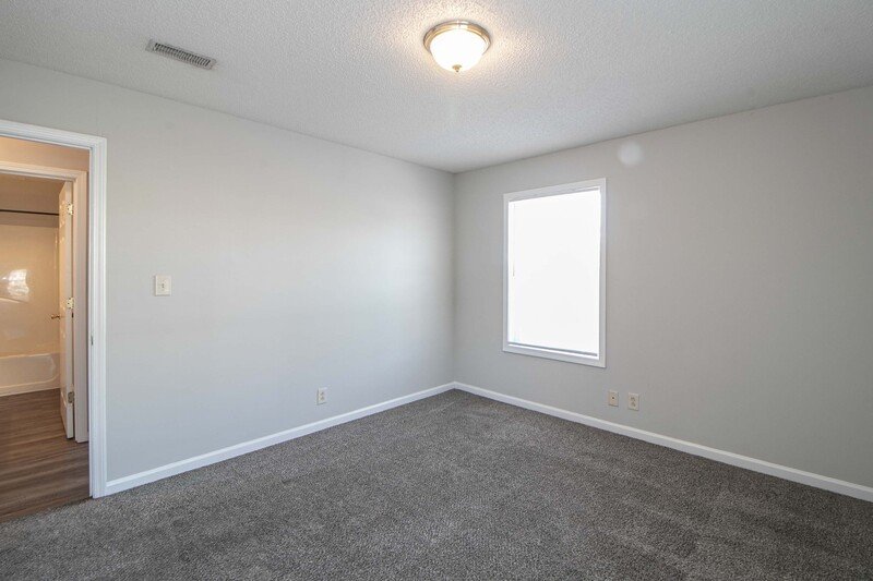 *** 1/2 DEPOSIT MOVE IN SPECIAL *** property image