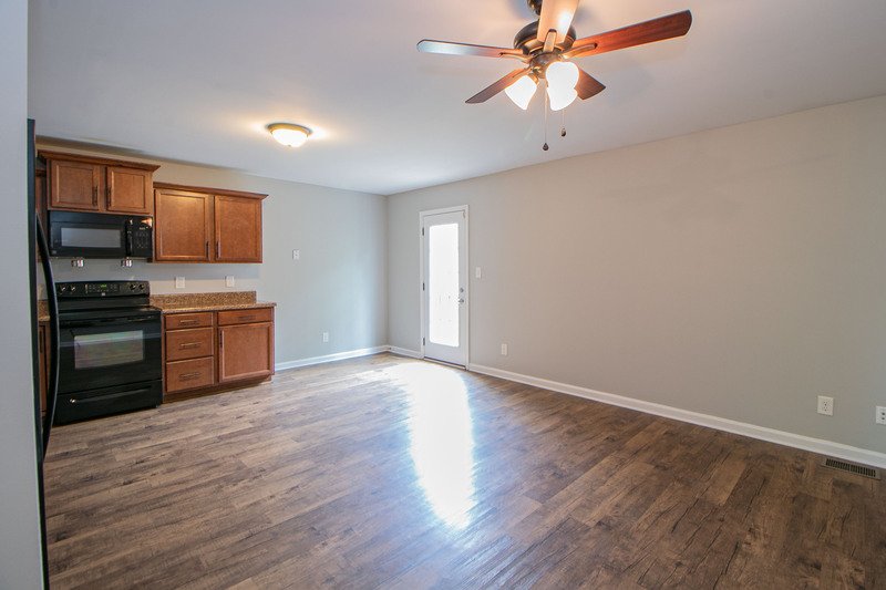 *** PET FRIENDLY- Standard Breed Restrictions Apply *** property image